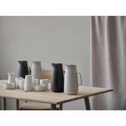 Alternative view of Blitzangebot ⌛ Stelton Foster Isolierkanne - 1000 Ml - Light Grey ✨