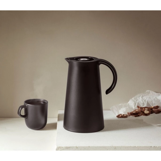Angebote ???? Eva Solo Rise Isolierkanne - 1 Liter - Black ⭐ 4 Angebote ???? Eva Solo Rise Isolierkanne - 1 Liter - Black ⭐ – Bild 4
