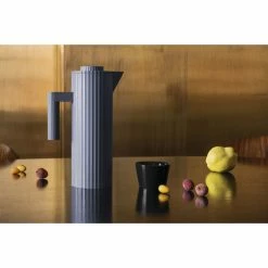 Alternative view of Top 10 ???? Alessi Plissé Isolierkanne - 20x11x32 Cm - Grau ????