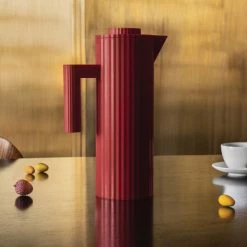 Alternative view of Bestes Angebot ❤️ Alessi Plissé Isolierkanne - 20x11x32 Cm - Rot ????