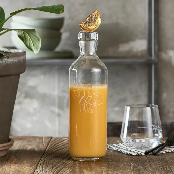 Top 10 ???? Riviera Maison Rivièra Maison Squeeze The Day Glasflasche - 1,2 Liter - Transparent ???? 2 Top 10 ???? Riviera Maison Rivièra Maison Squeeze The Day Glasflasche - 1,2 Liter - Transparent ???? – Bild 2